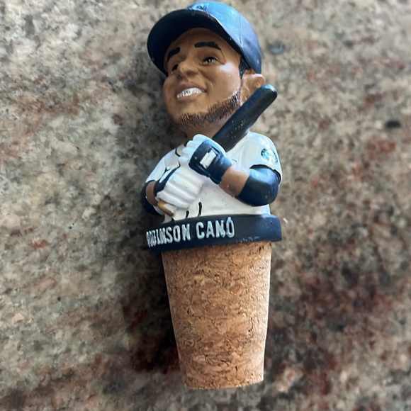 Seattle Mariners Wine Corks - Picture 3 of 3